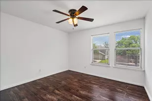4600 Cottonwood St, Austin, TX 78744 - Photo 22