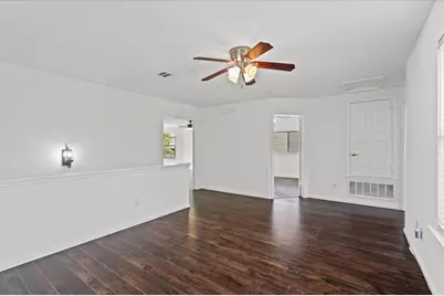 4600 Cottonwood Street, Austin, TX 78744 - Photo 14
