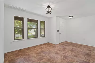4600 Cottonwood Street, Austin, TX 78744 - Photo 4