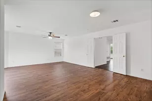 4600 Cottonwood St, Austin, TX 78744 - Photo 16