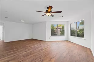4600 Cottonwood St, Austin, TX 78744 - Photo 16