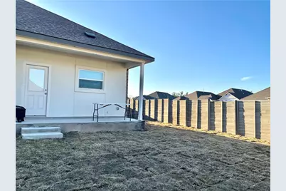 101 Blue Blaze Trail, Georgetown, TX 78628 - Photo 18