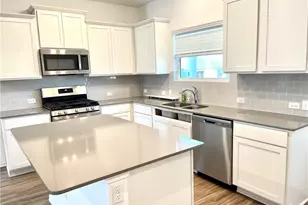 101 Blue Blaze Trl, Georgetown, TX 78628 - Photo 4