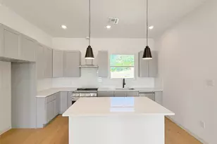 508 Sendera Valley, Canyon Lake, TX 78133 - Photo 6