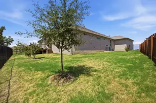 501 Great Lawn Cove, Liberty Hill, TX 78642 - Photo 34