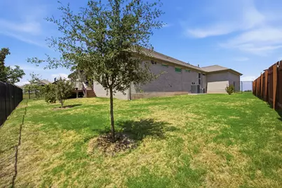 501 Great Lawn Cove, Liberty Hill, TX 78642 - Photo 34