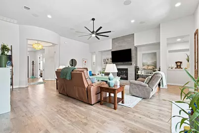 501 Great Lawn Cove, Liberty Hill, TX 78642 - Photo 6