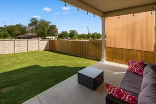 709 Lake Sweetwater Ln, Buda, TX 78610 - Photo 32