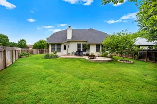 112 Dogwood Dr, Georgetown, TX 78626 - Photo 30