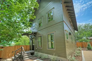 3309 Larry Ln, Austin, TX 78722 - Photo 2