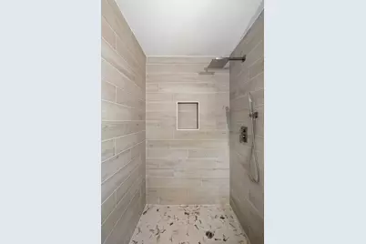 2411 S 6th Street, Austin, TX 78704 - Photo 20