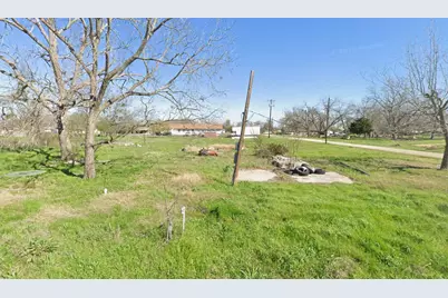 629 W Aisne Road, Bartlett, TX 76511 - Photo 6