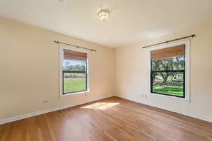 107 W Holland St, San Marcos, TX 78666 - Photo 12