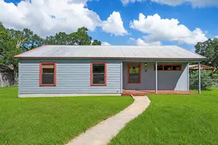 107 W Holland St, San Marcos, TX 78666 - Photo 1