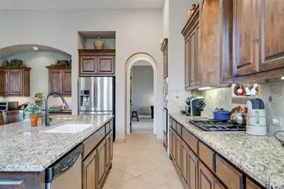 404 Bendito Way, Marble Falls, TX 78654 - Photo 20