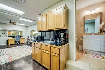 20505 Genessee Cove, Lago Vista, TX 78645 - Photo 32