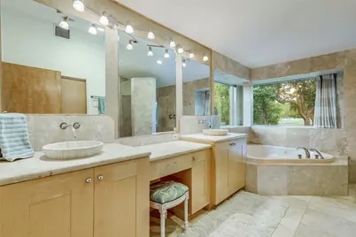 20505 Genessee Cove, Lago Vista, TX 78645 - Photo 16