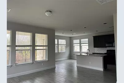 2800 Joe Dimaggio Boulevard #87, Round Rock, TX 78665 - Photo 4