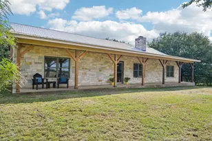 387 Goertz Dr, Red Rock, TX 78662 - Photo 1