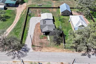 103 N Ave Q Ave, Johnson City, TX 78636 - Photo 4