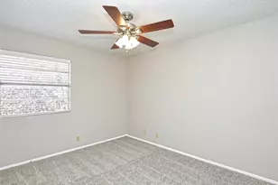 301 Algerita Dr, Georgetown, TX 78628 - Photo 10