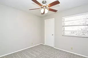 301 Algerita Dr, Georgetown, TX 78628 - Photo 12