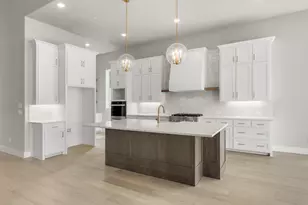 117 Burke St, Liberty Hill, TX 78642 - Photo 12