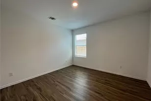 112 Wolseley Dr, Hutto, TX 78634 - Photo 8