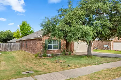 135 Justin Leonard Drive, Round Rock, TX 78664 - Photo 2