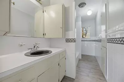 6105 Oakclaire Drive, Austin, TX 78735 - Photo 8