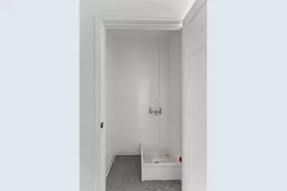 1024 S Guadalupe Street, Lockhart, TX 78644 - Photo 8