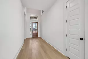 112 Brewer St, Kyle, TX 78640 - Photo 10