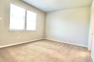 363 Eagle Brook Ln, Buda, TX 78610 - Photo 10