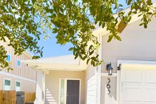363 Eagle Brook Ln, Buda, TX 78610 - Photo 2