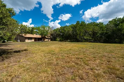 121 Merrywood Lane, San Marcos, TX 78666 - Photo 32