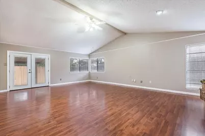 7204 Towering Oaks Drive, Austin, TX 78745 - Photo 4