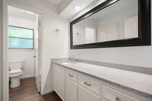 2116 Wychwood Dr, Austin, TX 78746 - Photo 18
