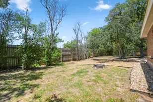 2116 Wychwood Dr, Austin, TX 78746 - Photo 22