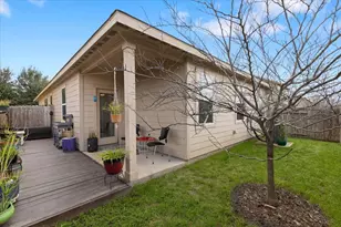 1672 Treeta Trail, Kyle, TX 78640 - Photo 28