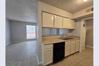 1309 Southport Drive #D, Austin, TX 78704 - Photo 6