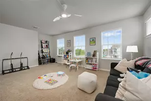 13901 Macquarie Dr, Pflugerville, TX 78660 - Photo 18