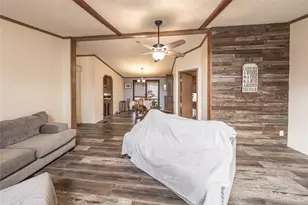 715 Bee Gee Rd, Driftwood, TX 78619 - Photo 6