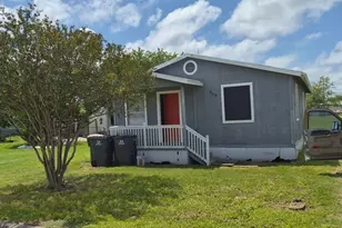 468 W Washington (2 Lots) St, Giddings, TX 78942 - Photo 1