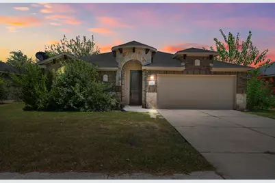 122 Legends Of Hutto Trail, Hutto, TX 78634 - Photo 2