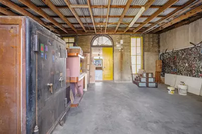 203 Main Street, Smithville, TX 78957 - Photo 18