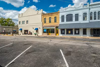 203 Main Street, Smithville, TX 78957 - Photo 2