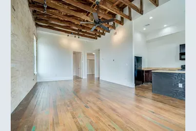 110 S Main Street #206, Elgin, TX 78621 - Photo 6
