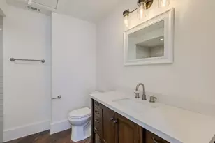 110 S Main St, Elgin, TX 78621 - Photo 10