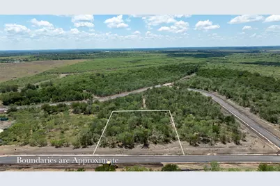 199 Brinley Mae Way, Lockhart, TX 78644 - Photo 6