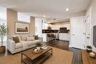 935 La Posada Dr, Austin, TX 78752 - Photo 10